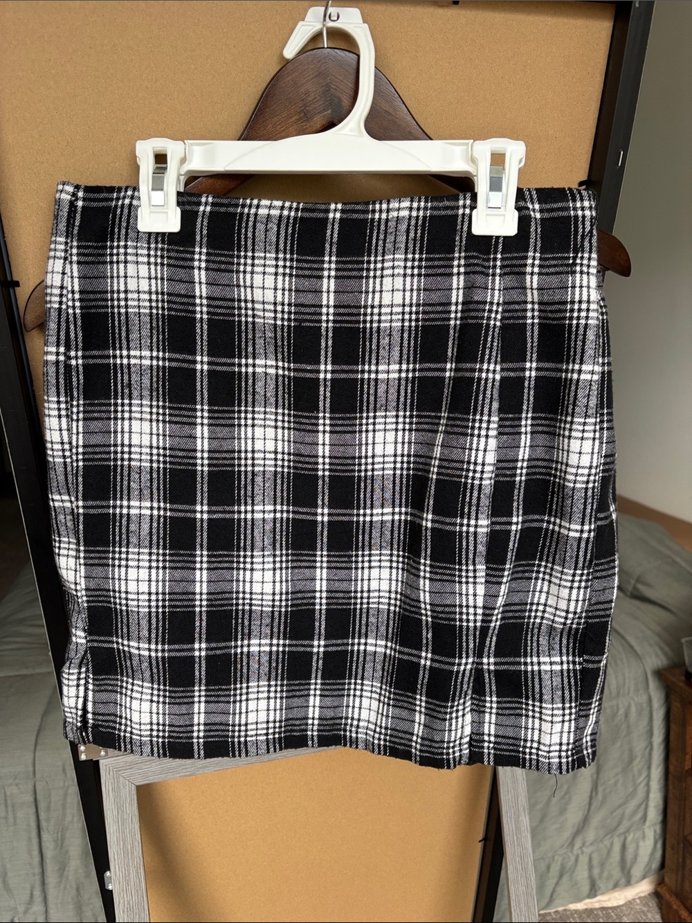 Zaful Black & White Plaid Mini Skirt